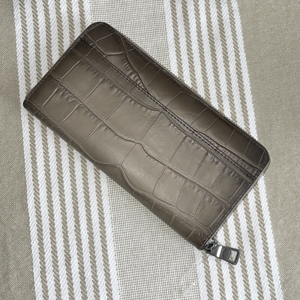 NWOT COACH Crocodile long zippy wallet